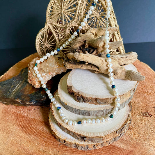 Pearl necklace with blue  Jasper beads on wooden slices and natural elements